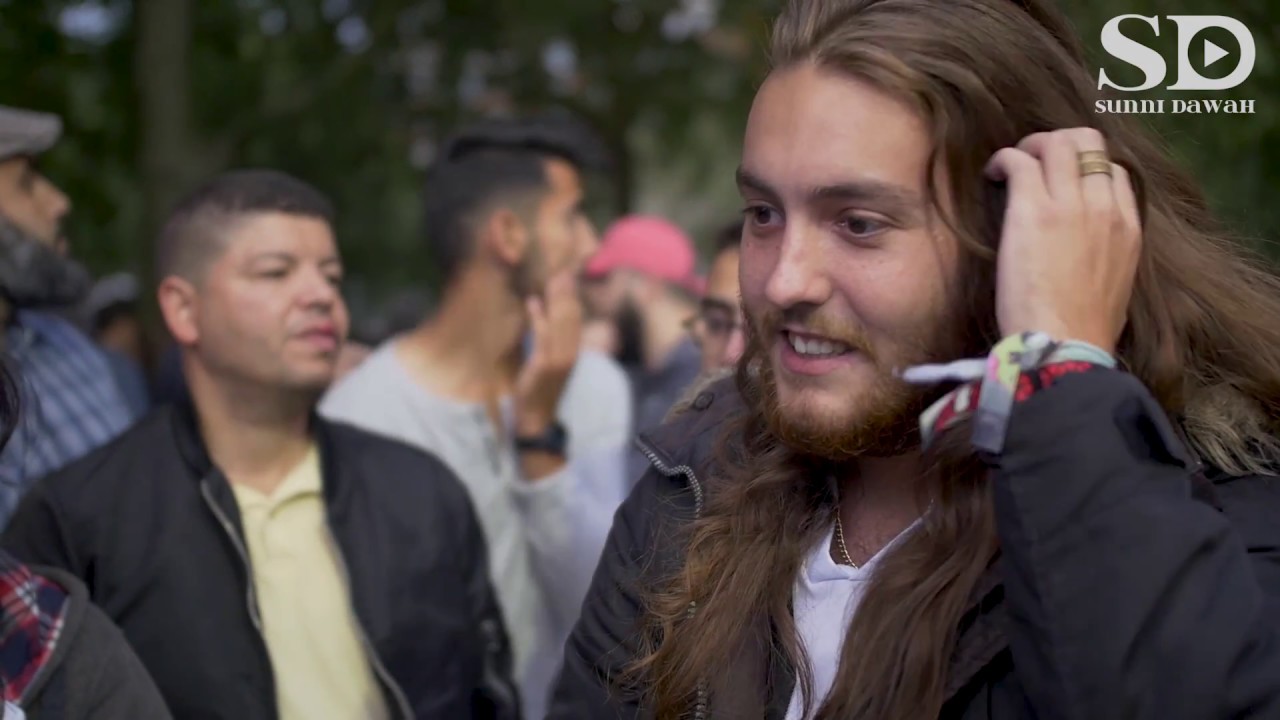 British Man Interested in Islam