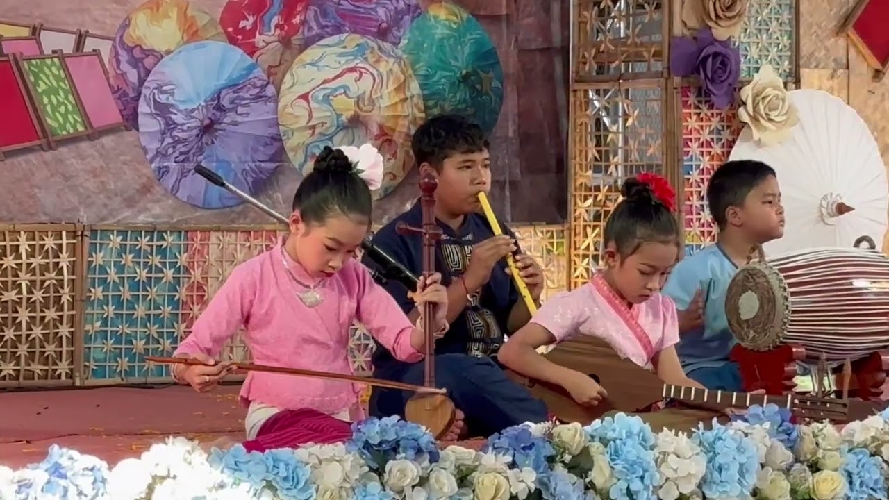 งานเมืองกระดาษสา บ้านต้นเปา #lynn #hitlanna 