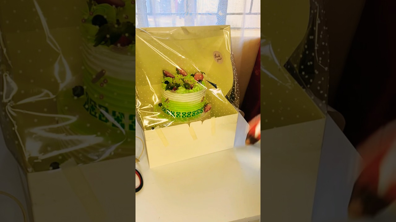 Cake packaging? #cakemaking #cakeboss #cakeshop #birthdaycake #cakeshopnearme #packingorders