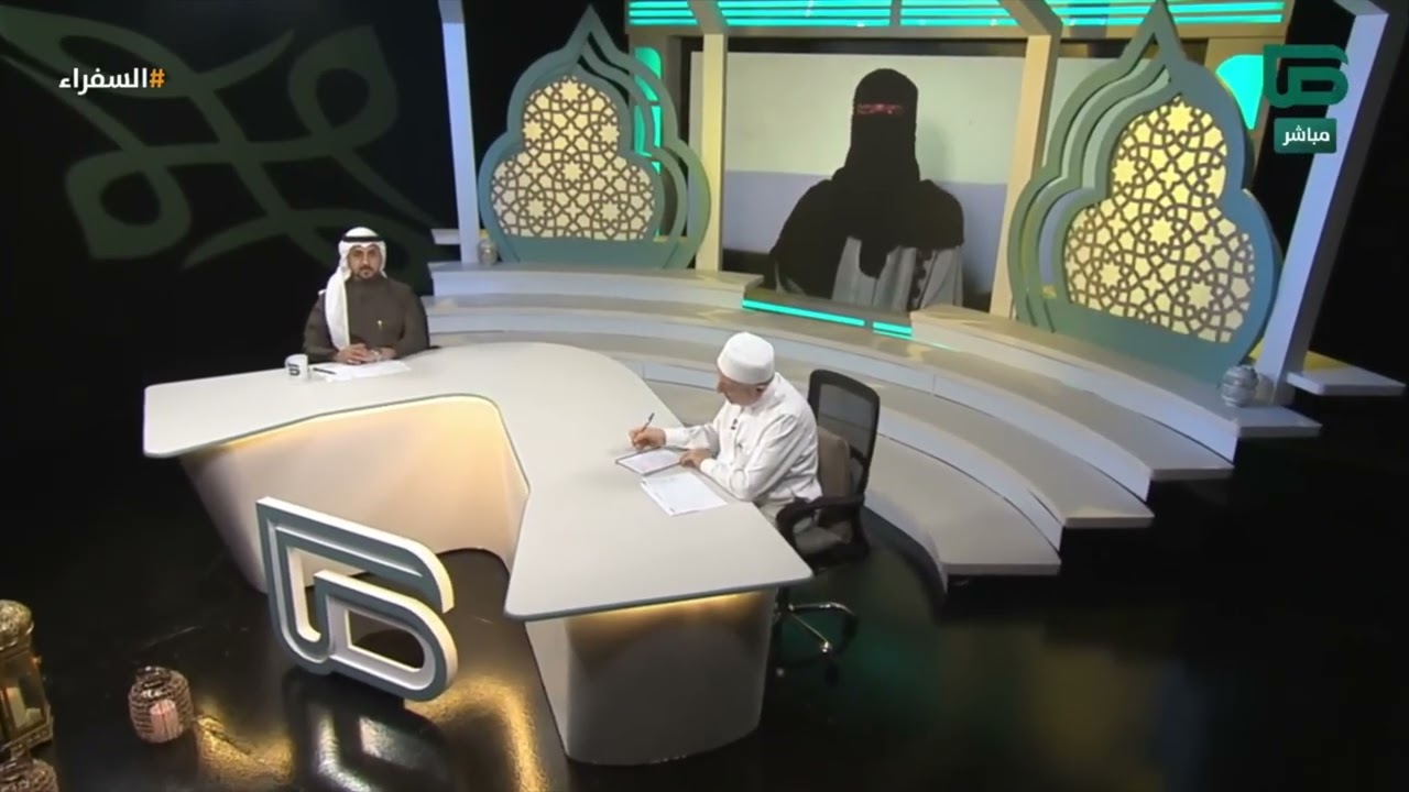 تلاوة المتسابقة خديجة بركة من الكاميرون وتعليق د. أيمن سويد | #السفراء