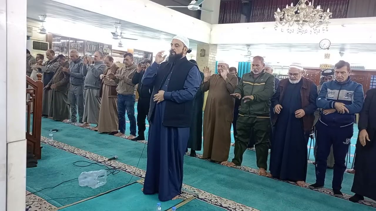 5رقم 2#3#2026 صلاه تراويح في شهر رمضان يوم 13جامع عرفات كان أمام الصلاةدكتور حيدر هادي العودة رفاعي