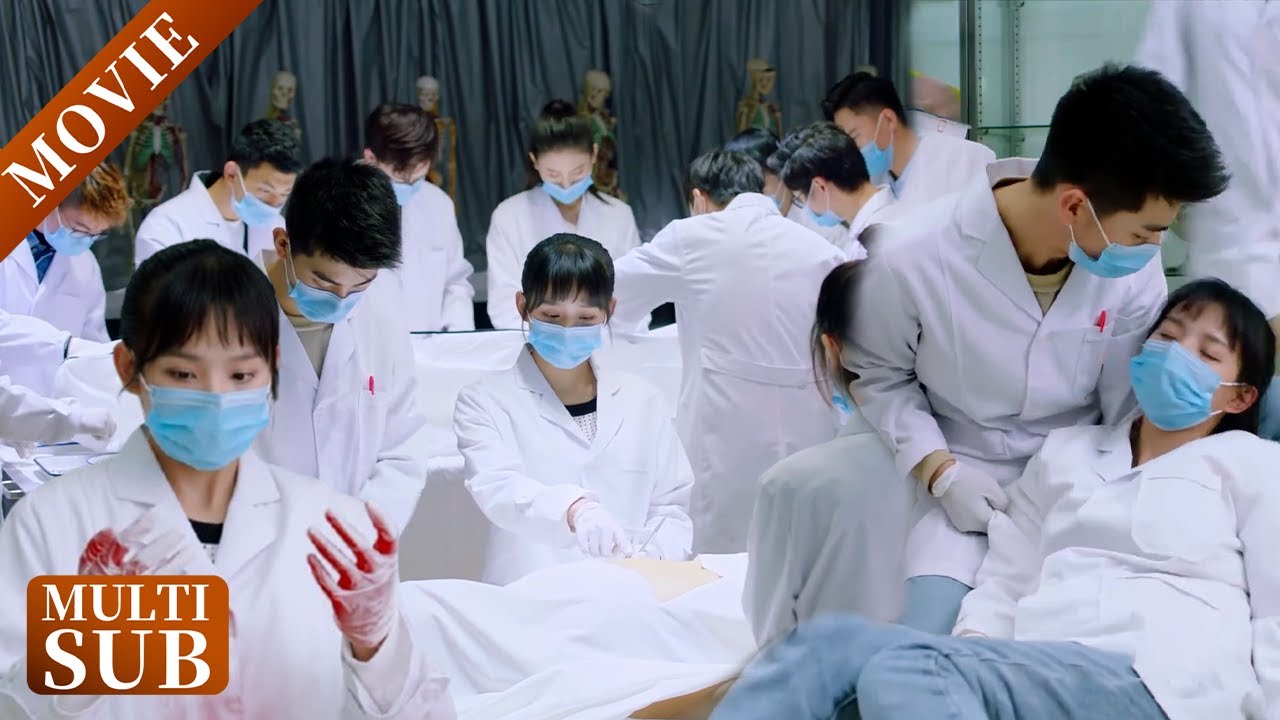 【Full Movie】灰姑娘有暈血症，上解剖課時竟直接嚇得當場暈倒！#满满喜欢你