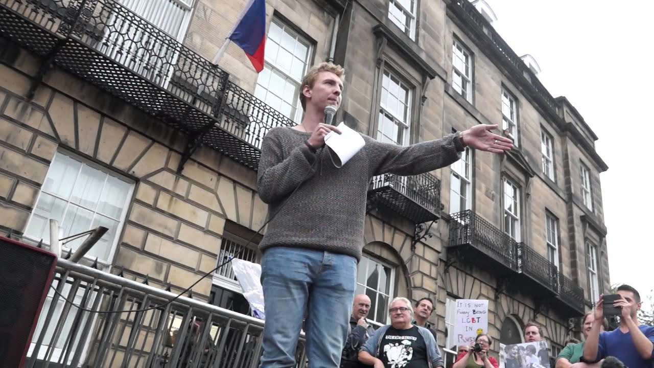 Free LGBT rights comedy gig - Stand-up for Russia - Joe Lycett