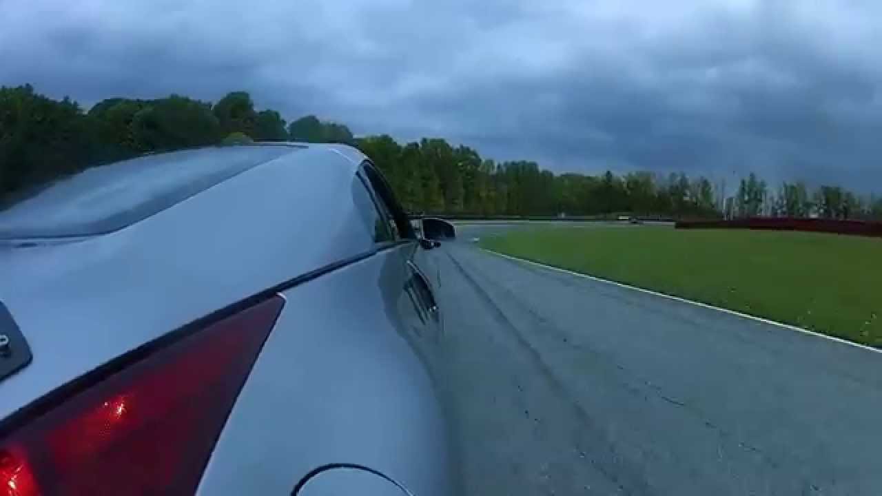 350z vs C4 Corvette race car - Track Battle