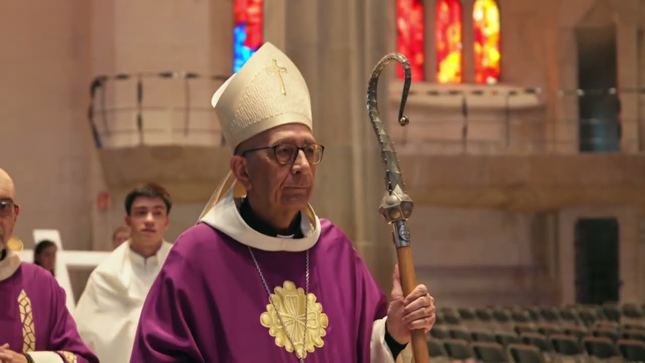 10é ANIVERSARI DE SENT LA CREU a la SAGRADA FAMILIA (Camerun)