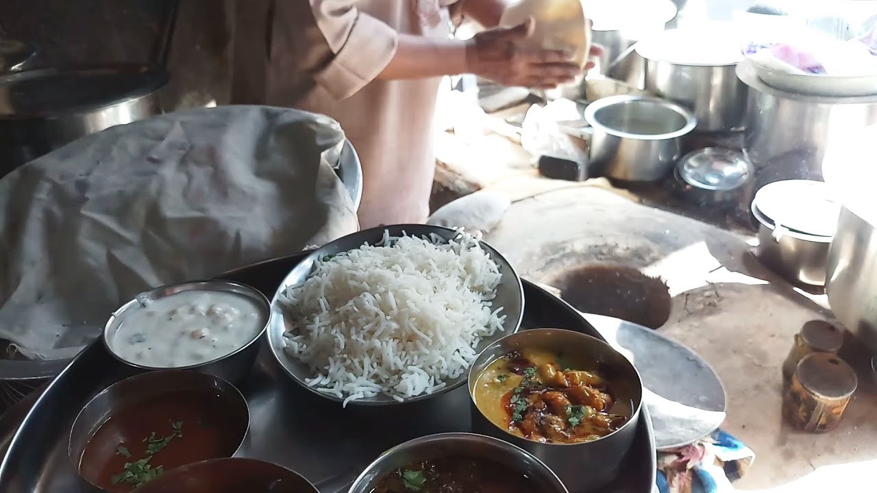 Darshan Ji Ke Dhabe ki Veg Thali |  Sirf 80 Rs | jammu food tour