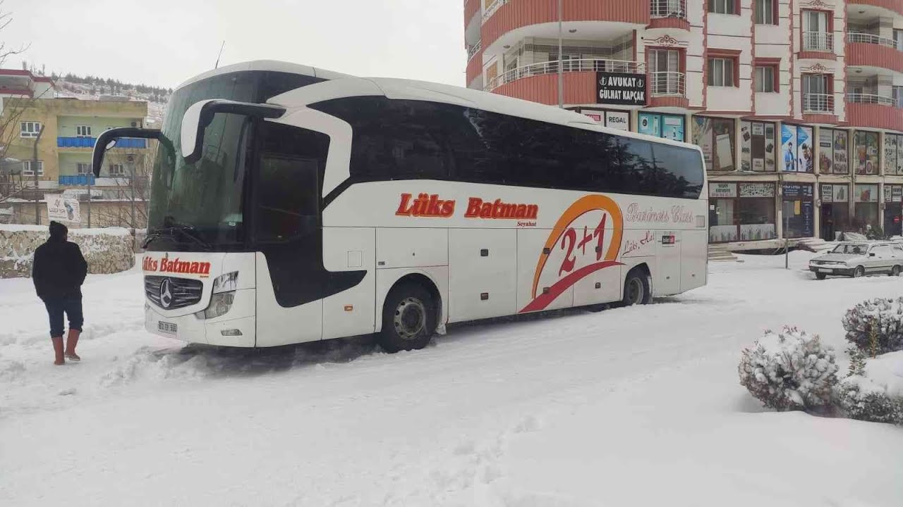 Sabah Kar Yağıșı!  Eșliğinde Yolculuk Fernbus Simulator