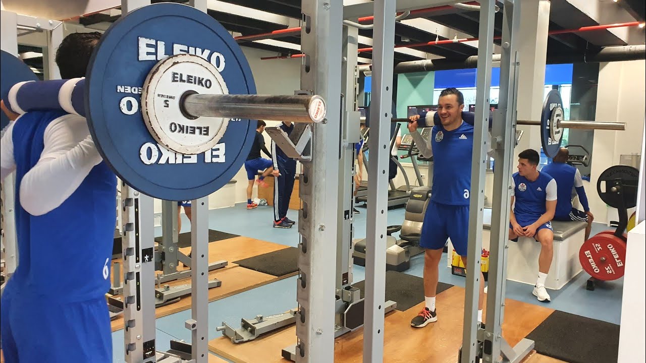 Trening u teretani, snaga nogu