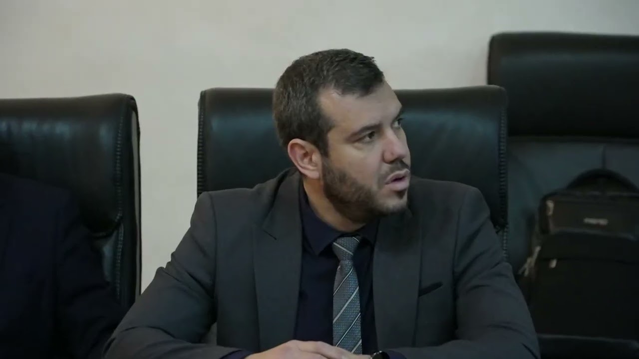 السيد عزوز ناصري، رئيس مجلس الأمة، يتراس اجتماعا خصص لمتابعة مدى تقدم عملية رقمنة مجلس الأمة