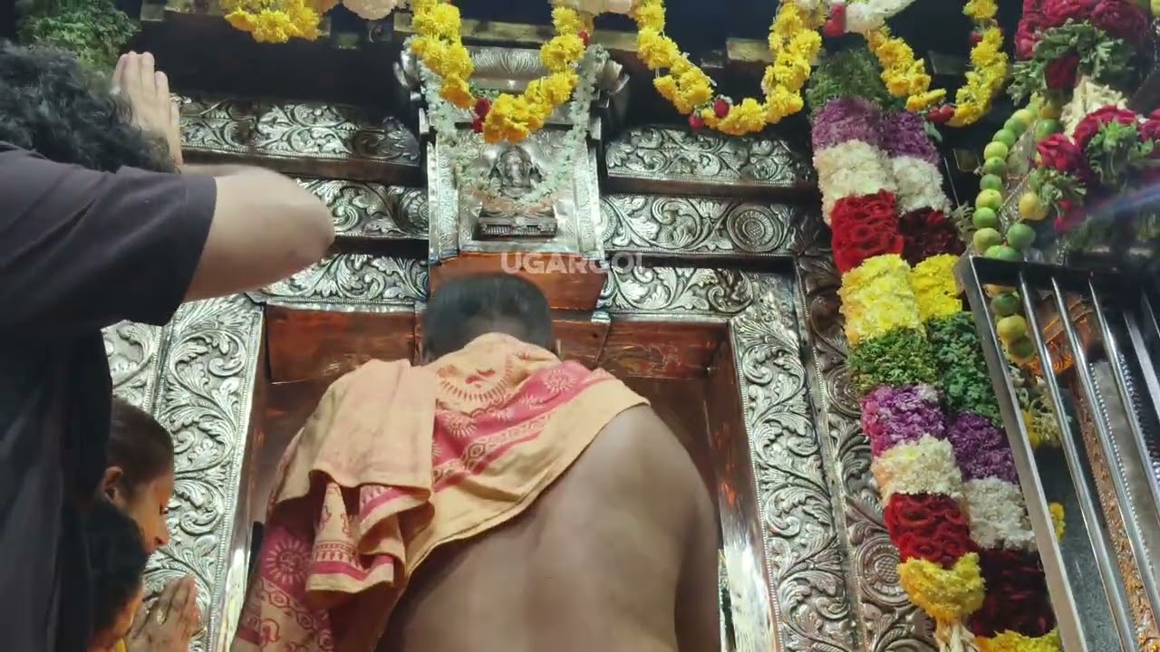 ಭಾರತ ಹುಣ್ಣಿಮೆಯ  ಶ್ರೀ ರೇಣುಕಾ ಯಲ್ಲಮ್ಮ ದೇವಿಯ ಇಂದಿನ ವಿಶೇಷ ಪೂಜೆ 🙏🚩#yallammadevi 