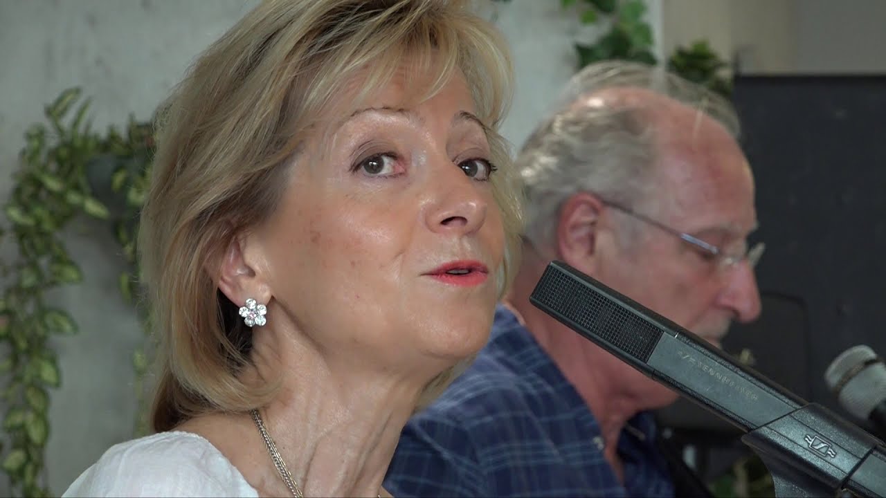 Christine Hélya 