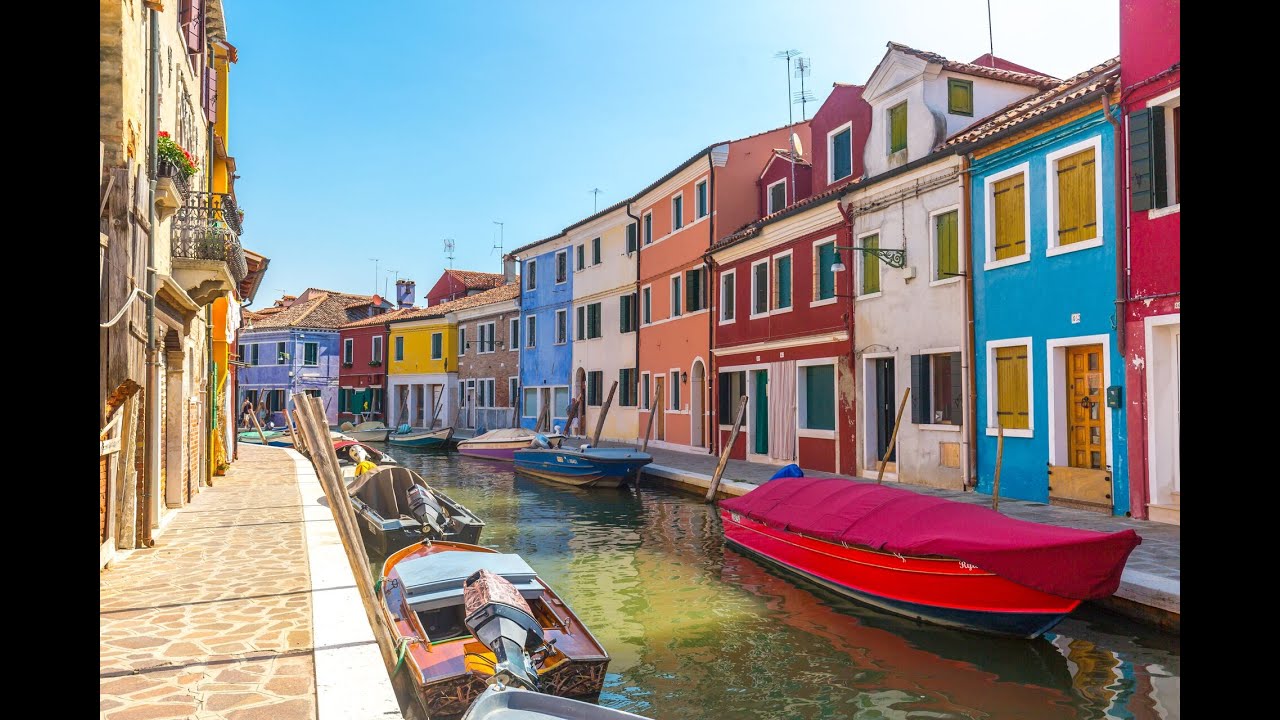 Discover Burano, Italy's most colourful town