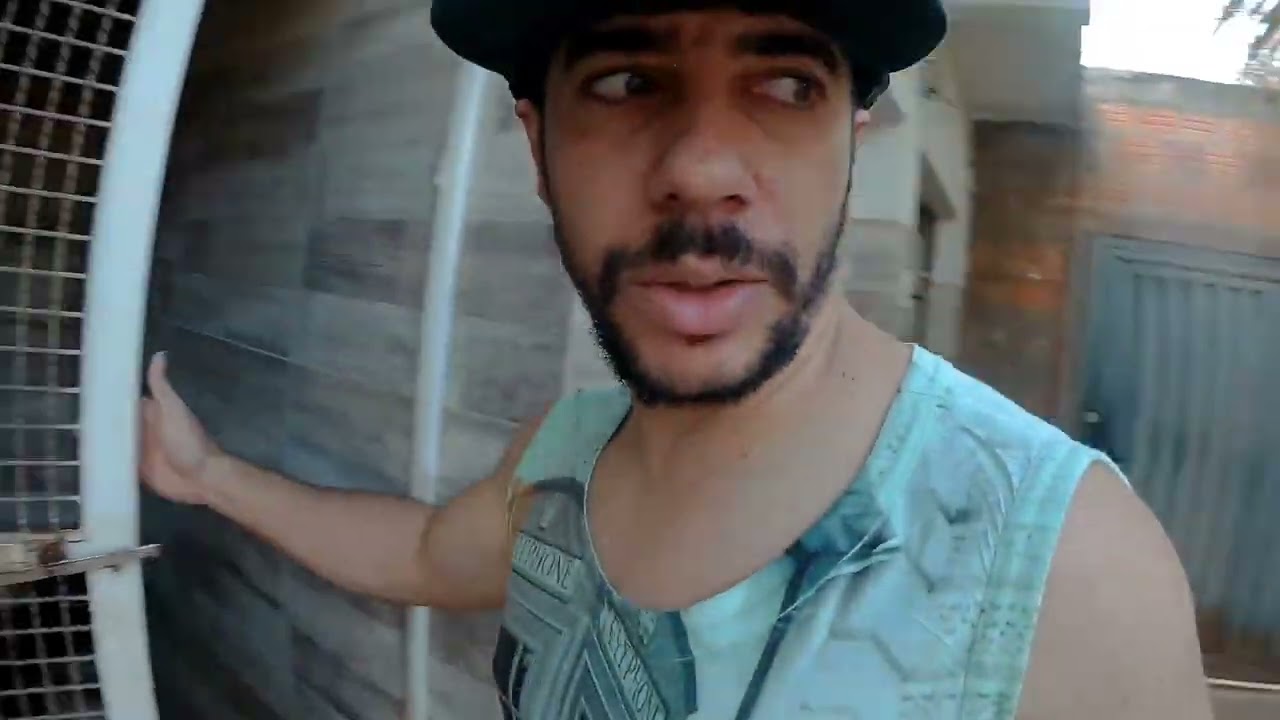 ✅ELA ESTÁ PARA ADOÇÃO E NÃO ESTOU FALANDO DA PATINHA 