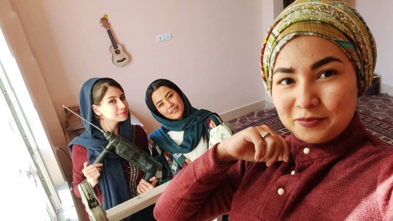 کوچ کشی جنجالی شکیبا – ولاگ دخترانه  / Afghan Girls Vlog – Episode 01