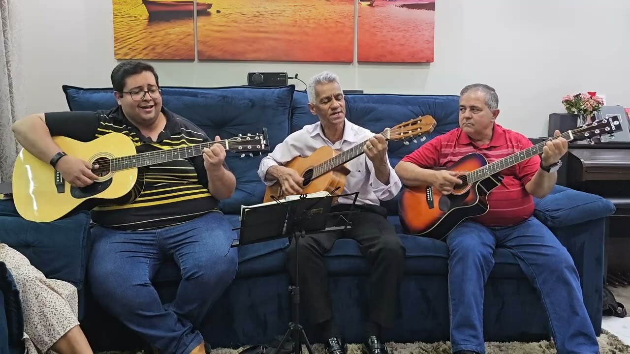 Tocata de violão família Oliveira hinos ccb