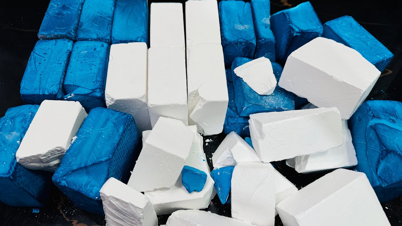 Blue Dyed Gym Chalk ASMR Crushing | Soft Plain Gym Chalk Block Crush 