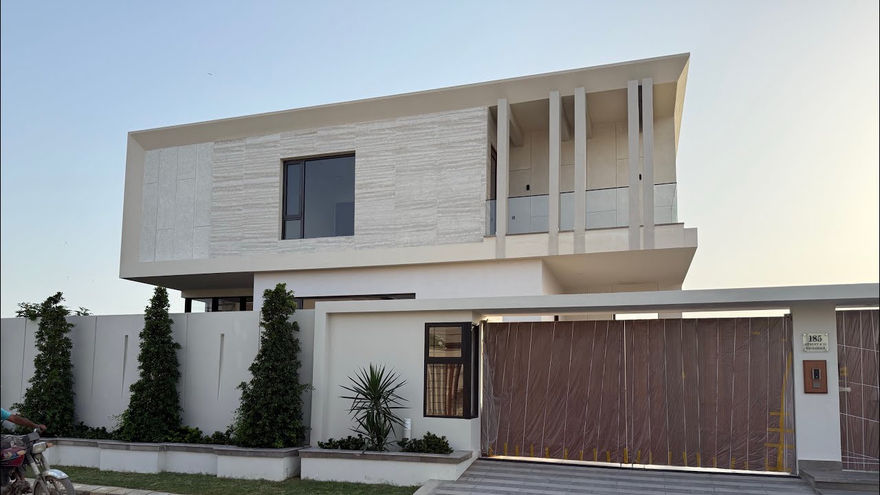 1000 Yards Brand New Luxury House for Sale | 7 Bedrooms | Swimming Pool & Lawn | DHA Phase 8 Karachi