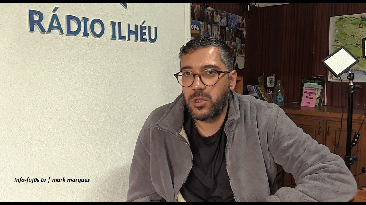 “RÁDIO ILHÉU” em Aniversário – Entrevista a Maurício de Jesus – Topo – Ilha São Jorge (21.02.2026)