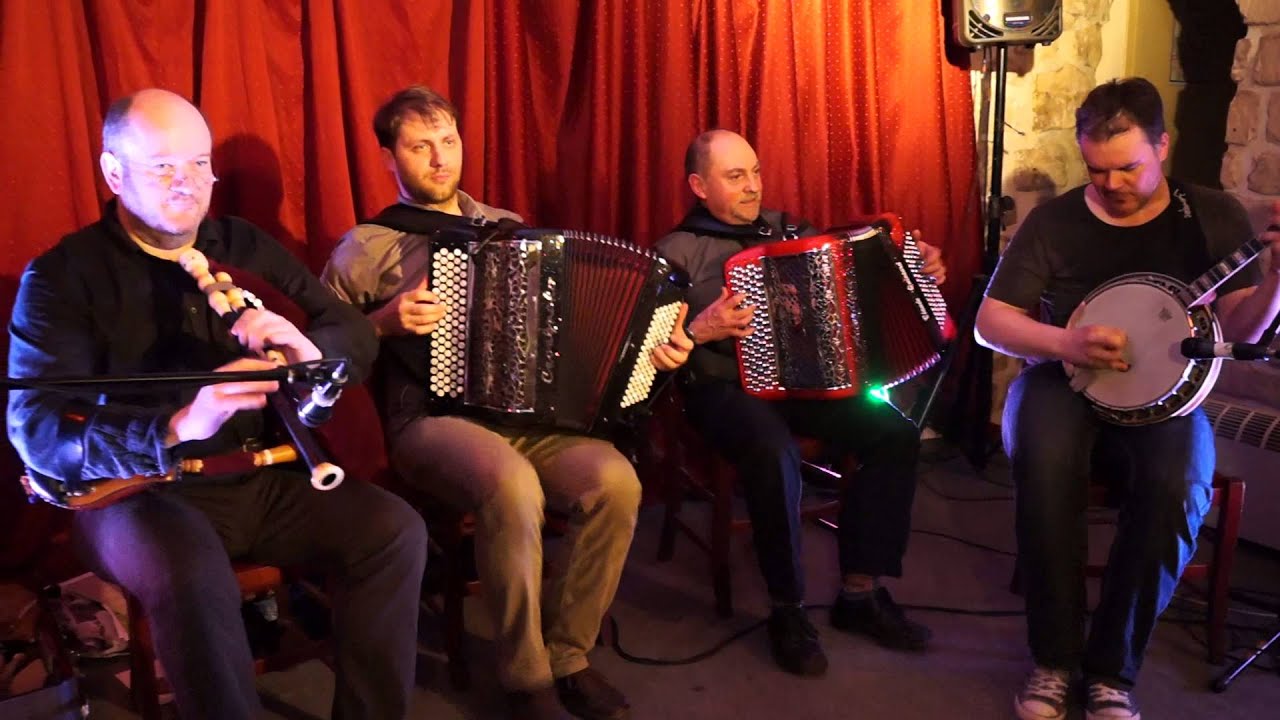 M. Esbelin, T. Simonnin, C. Quintard & O. Sulpice - Ont Anarem Gardar / La Tricoutade