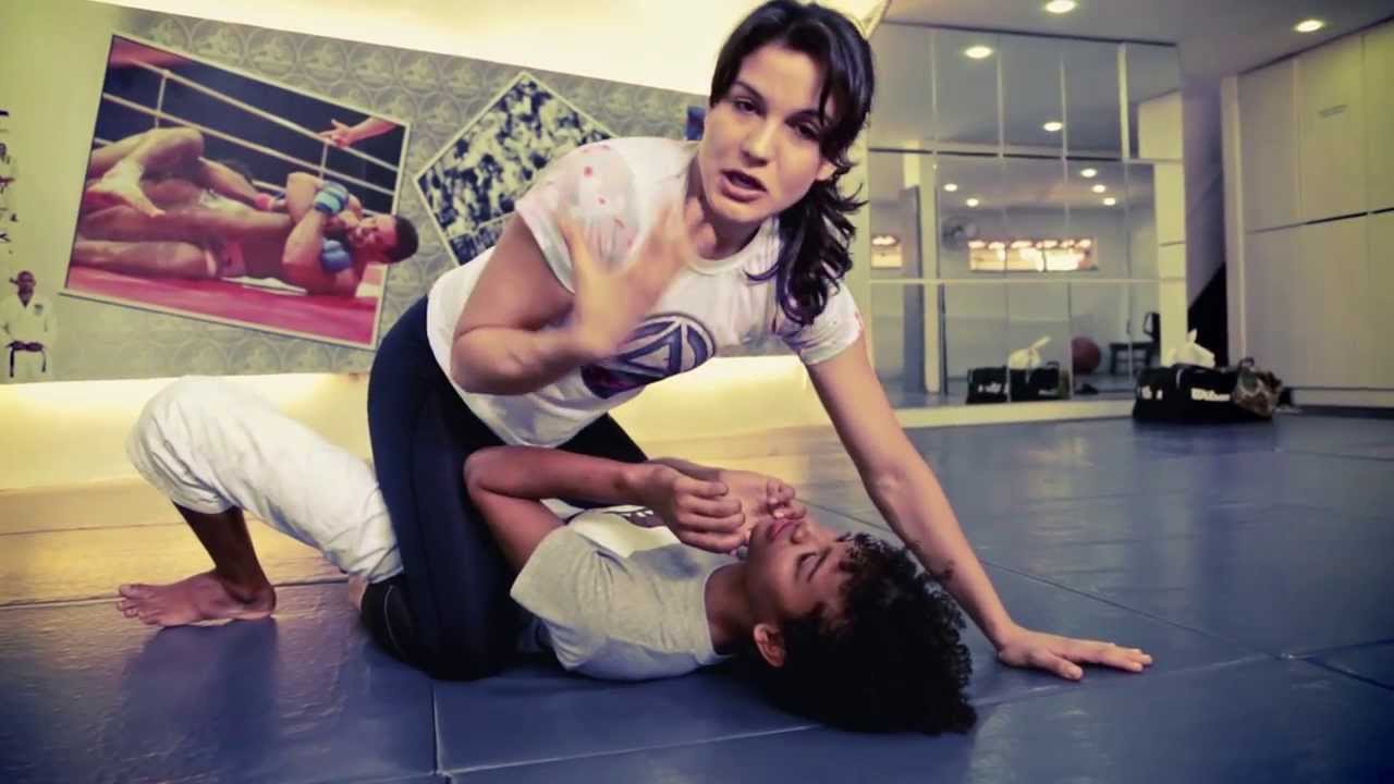 Aprenda Jiu-Jitsu com Kyra Gracie