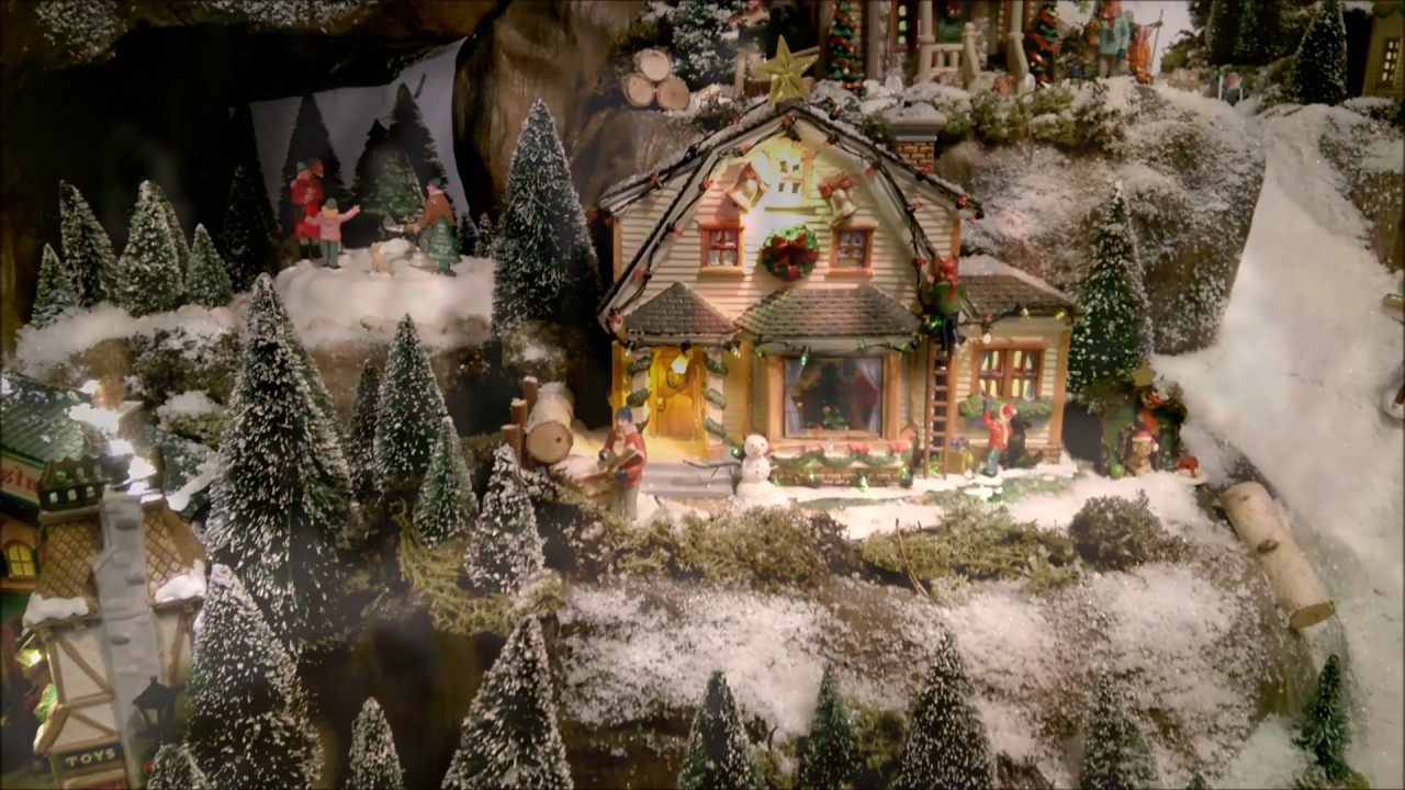 LEMAX CHRISTMAS VILLAGE 2016