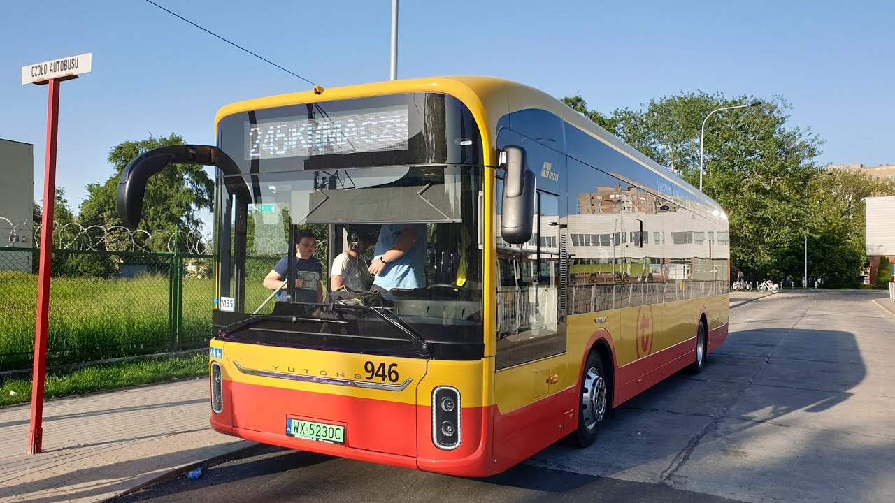 Yutong U12 #946 (MZA Warszawa) - linia 245 ➡️ Ząbki Maczka *goście w opisie*