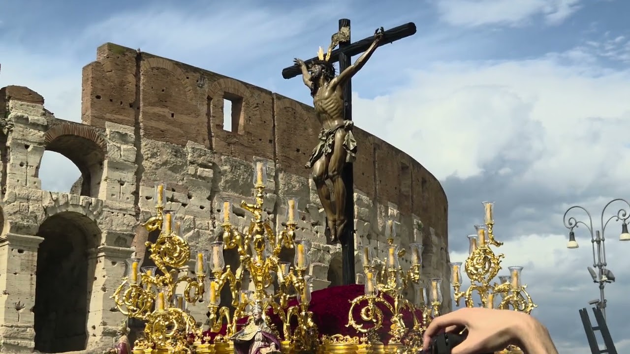 4K El Cachorro por el Coliseo / Gran Procesion Jubileo de las Cofradias Roma 2025 #semanasanta