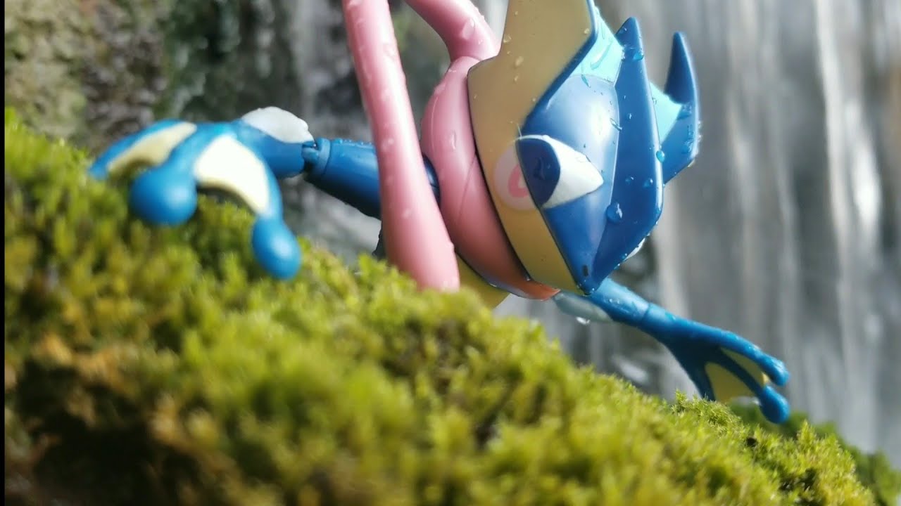Pokémon Figure Review: Greninja 