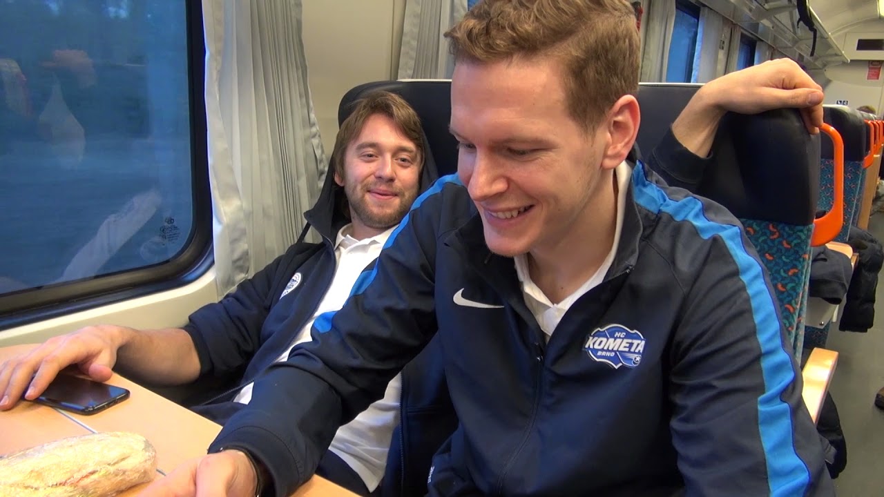 Kometa expres dovezl Brňany do Prahy, cestující si cestu užili