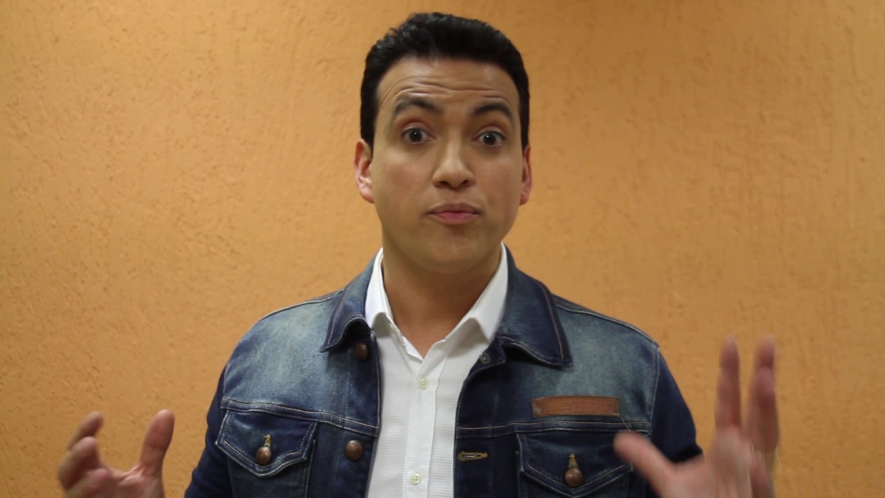 Rodrigo Cintra orienta você a fazer uma hidratação nos cabelos na sua própria casa