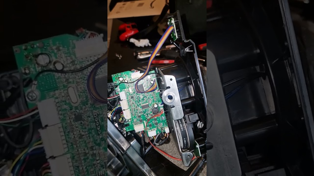 Fixing Thrustmaster T300rs broken USB connector full video...