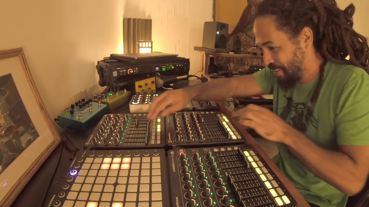 Black Carbon Live Dub