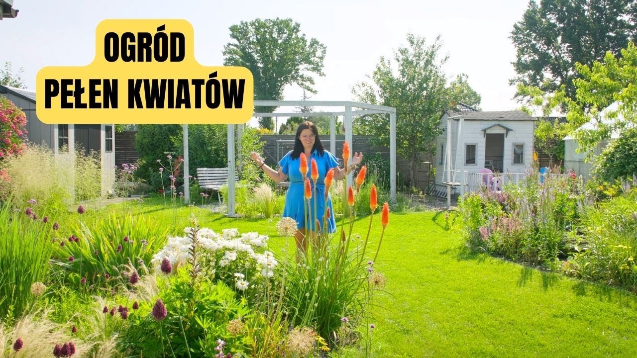 OGRÓD PEŁEN KWIATÓW. RABATY W LIPCU.BYLINY, HORTENSJE. SPACER PO OGRODZIE.