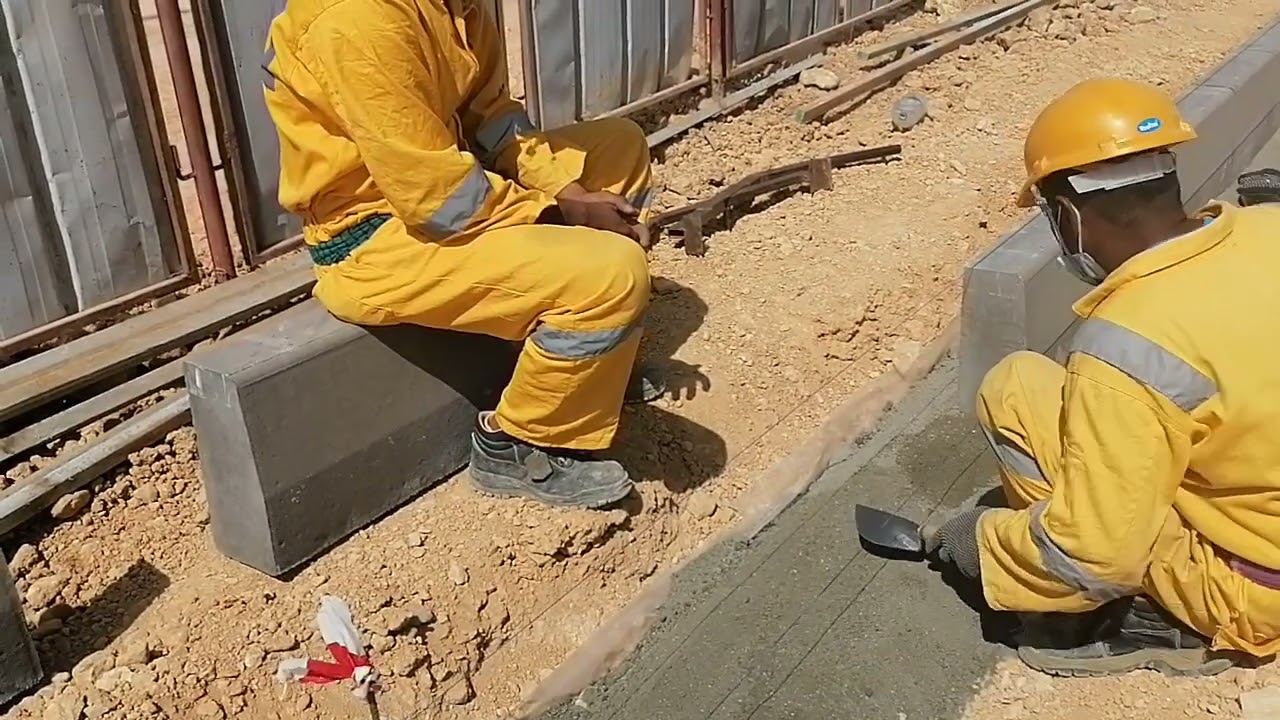How to fix kerb stone at site