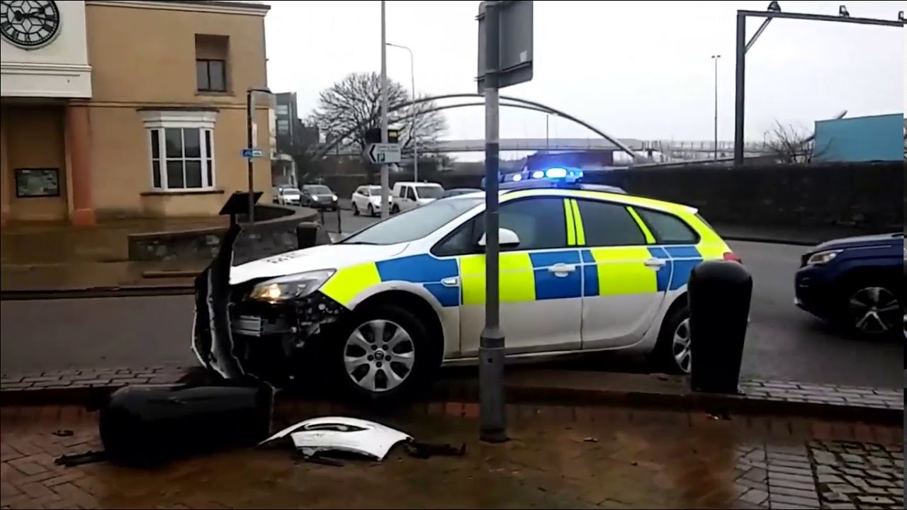 Police Car Crash. oops  MMTV