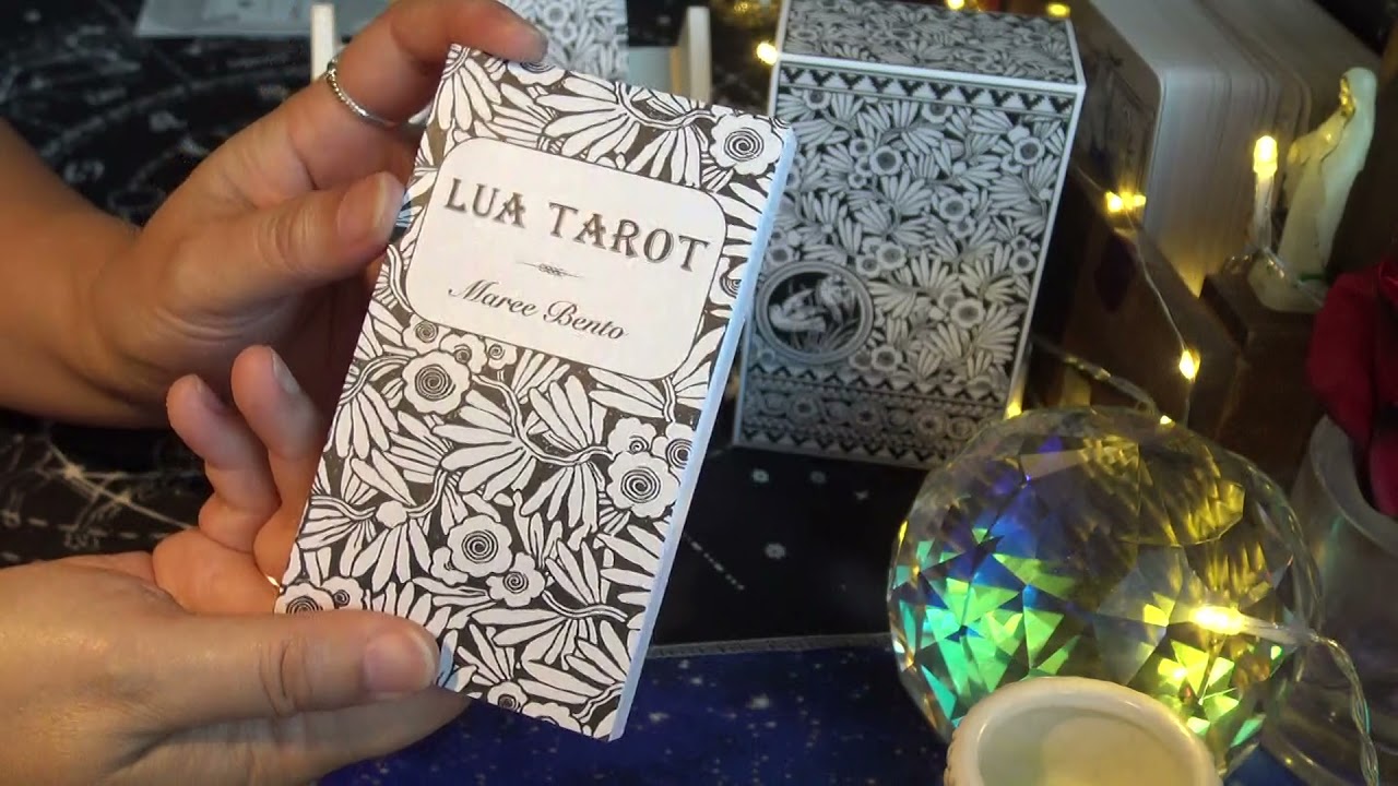 Lua Tarot | Full Flip Through