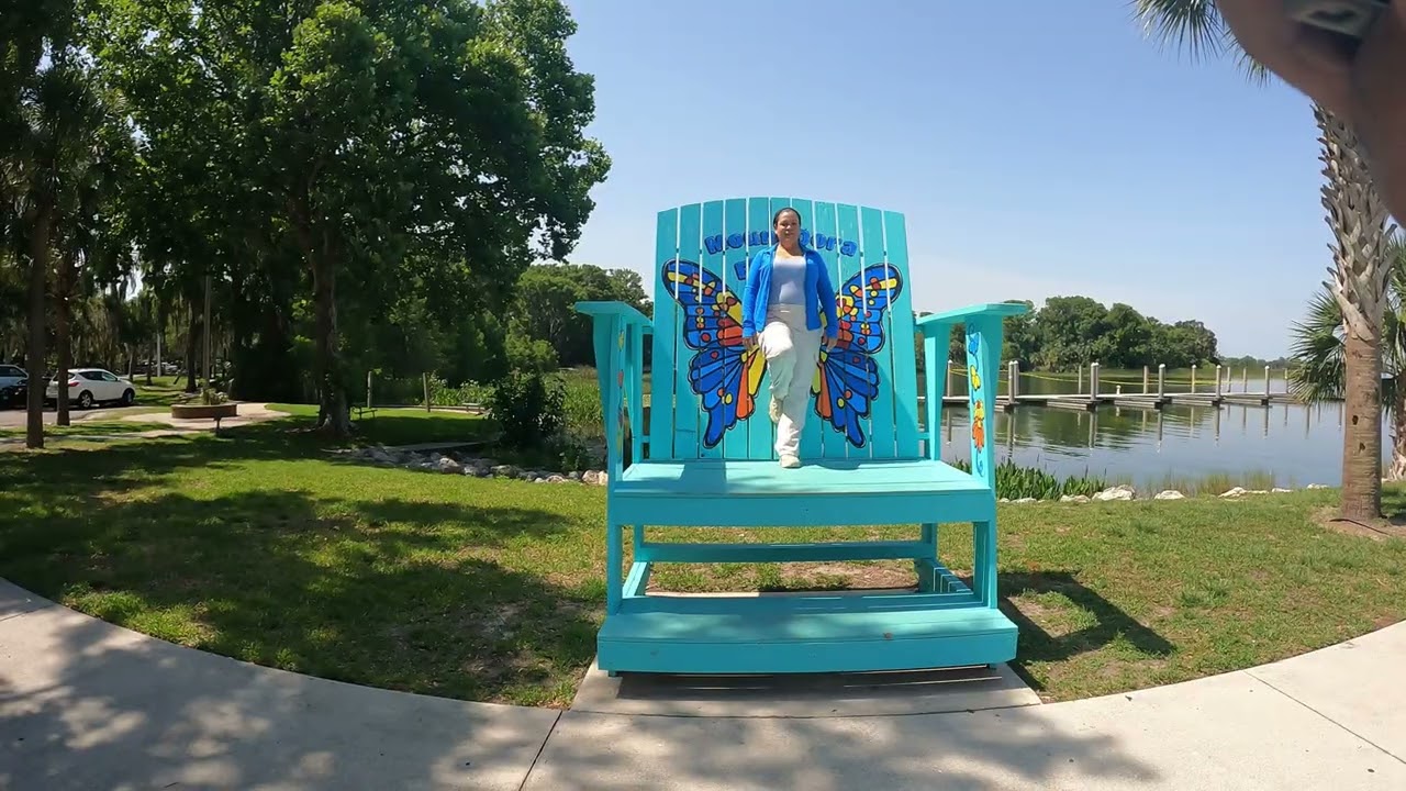 Mount Dora, FL – Breakfast at Dora Café, Downtown Stroll & Lighthouse Drone Footage