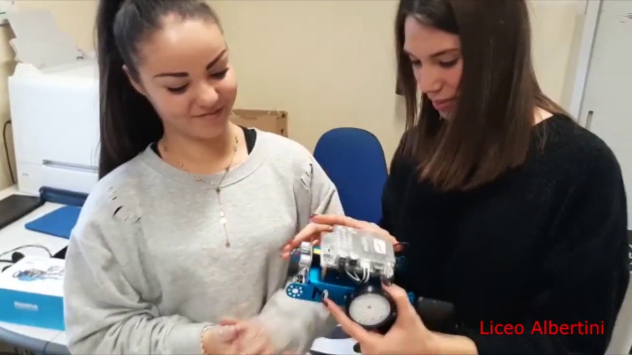 Robotica educativa al Liceo Albertini di Nola