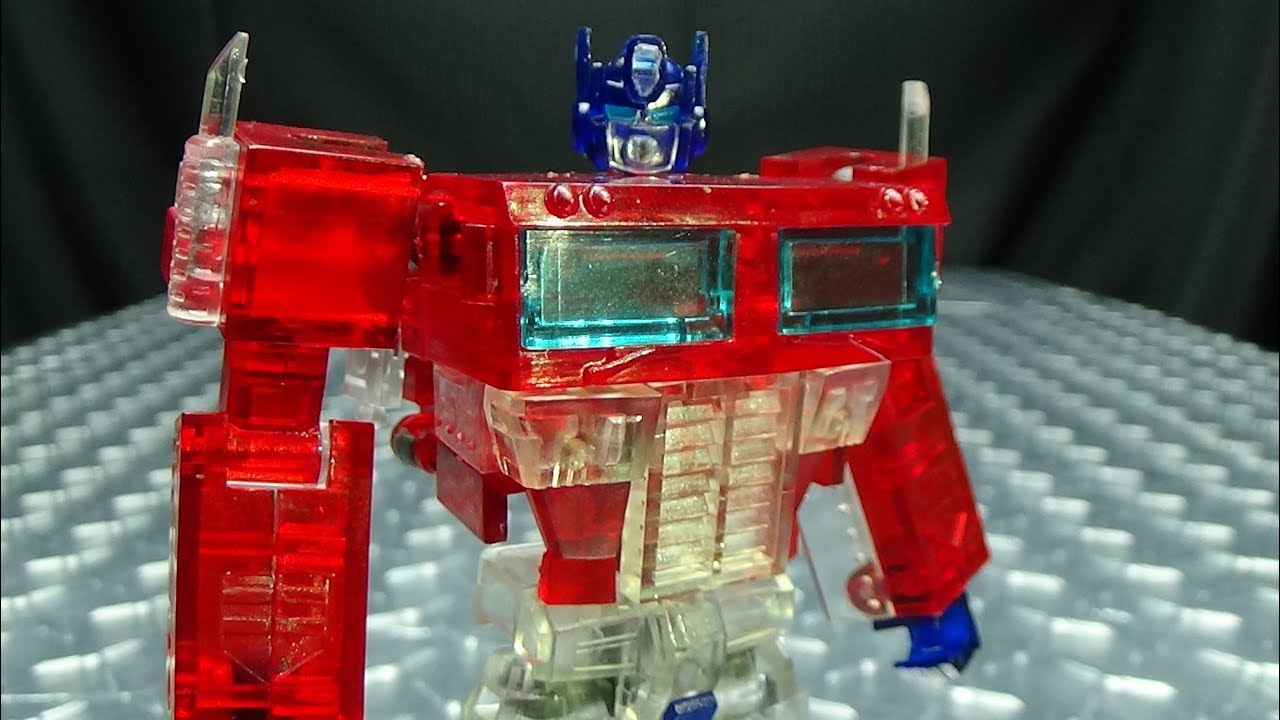 Transform Mission Optimus Prime: EmGo Builds Stuff