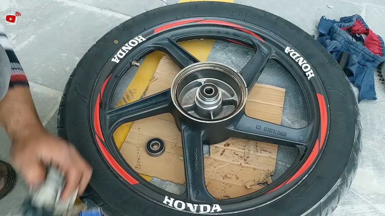 Motosiklet Arka Teker Rulmanları(Bilyesi)Nasıl Değiştirilir How To Replace The Motorcycle Rear Wheel