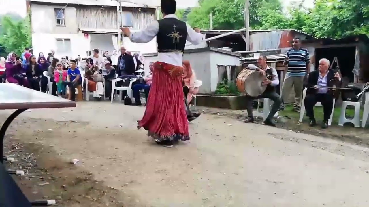 Mengen ilyas demirkol ve ekibi çiftetelli