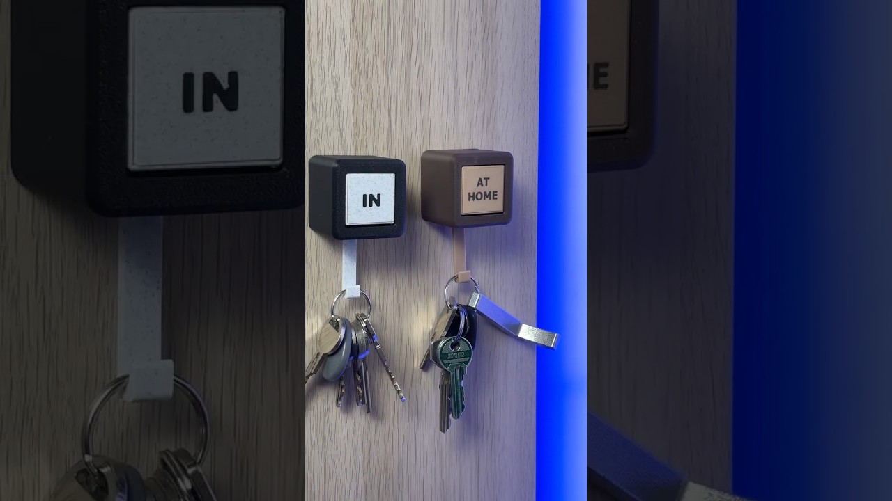 This 3D Printed Key Holder Changes Its Sign 