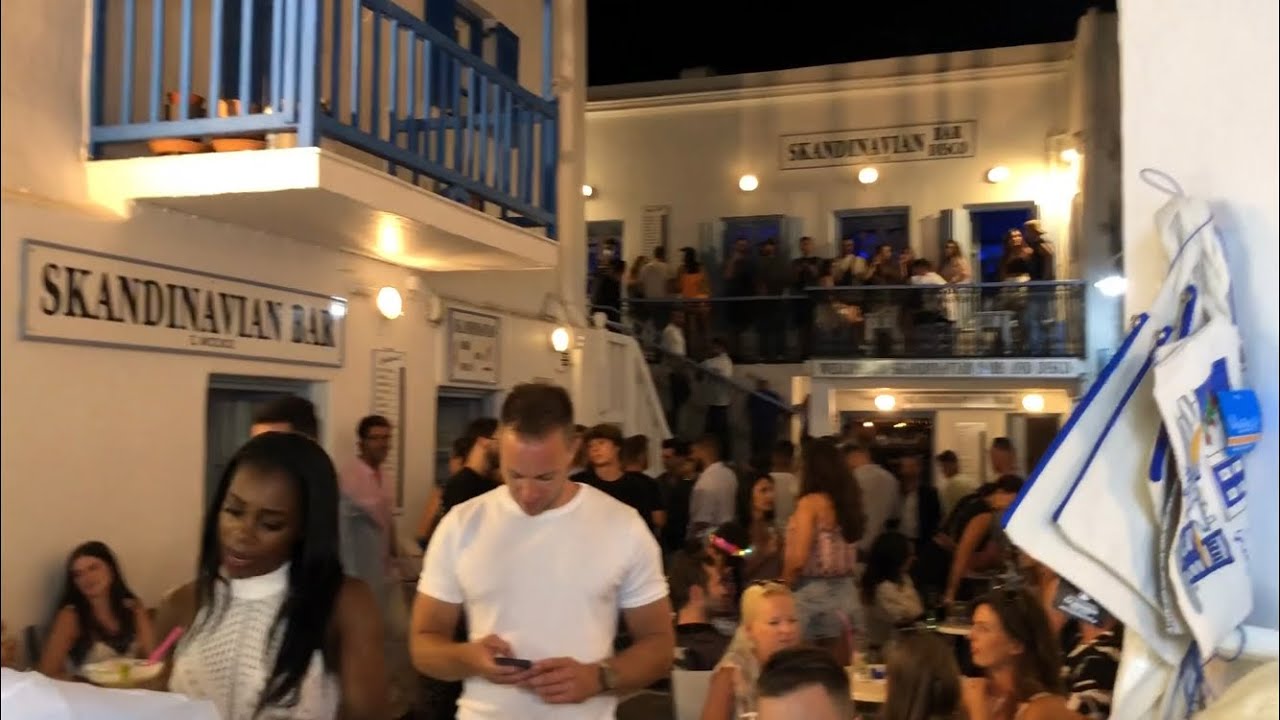 JULY 2020 - Mykonos (Greece) Walk in the City Center by Night
