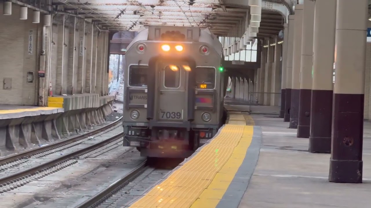 *Halloween Special* NJTransit Amtrak Path at Newark Penn Station #njtransit #amtrak #path #train 