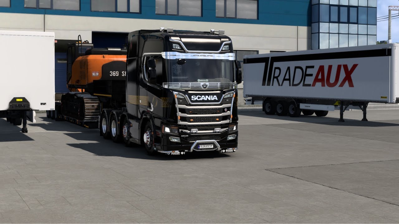 Heavy Haul Trucking On Another Rainy Day | Europe Trucking