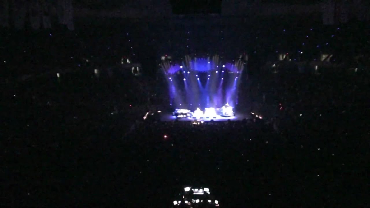 Phish - Bouncin Round The Room - 11.27.2009