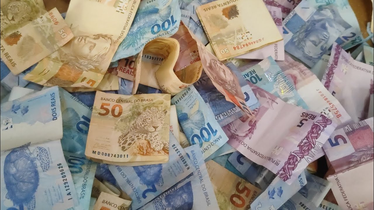 ABRIR MEU COFRE DE GALÃO DE 5 LITROS E LEVEI UM SUSTO 😱🤔 QUANTO DEU? 🤔🤔