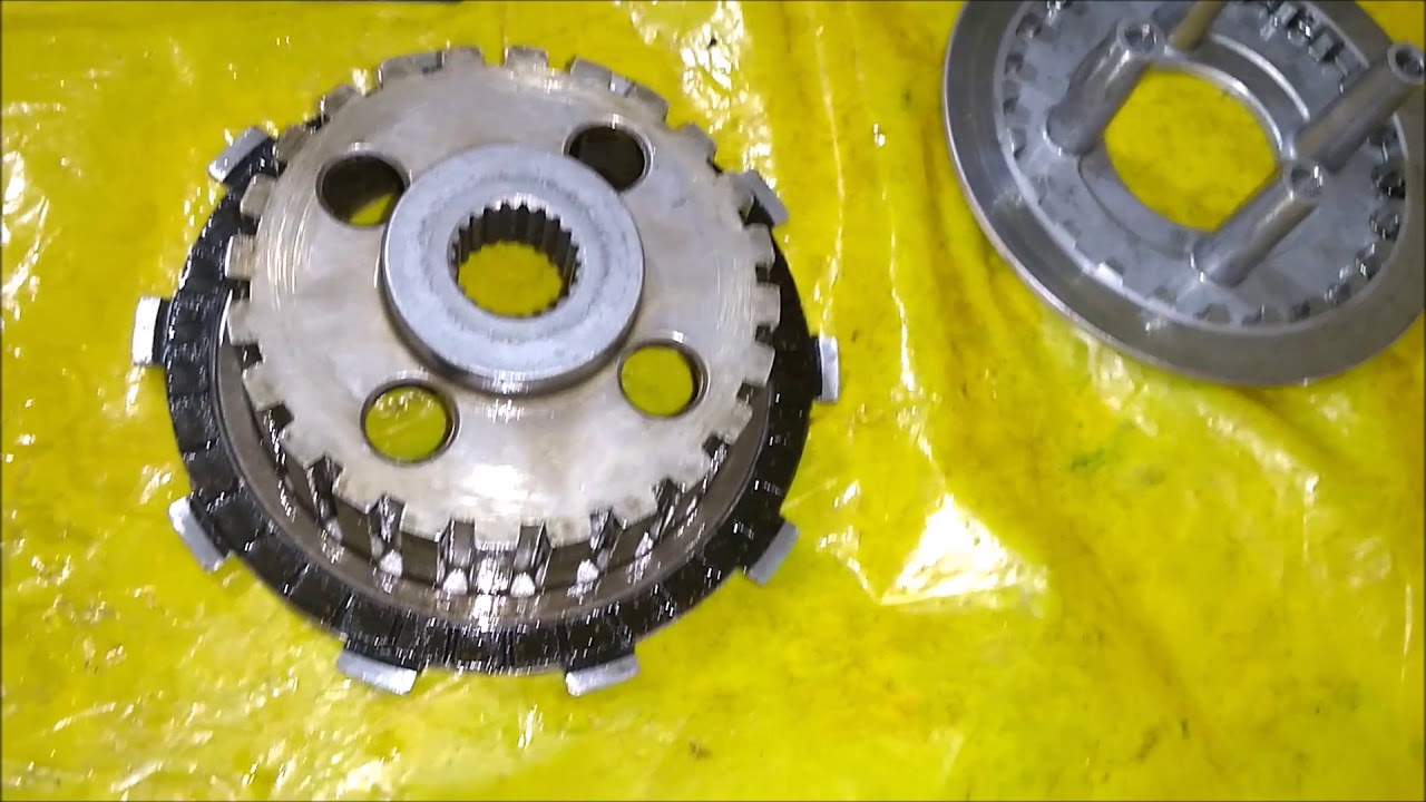 Motor CBR 450 SR Montagem da embreagem