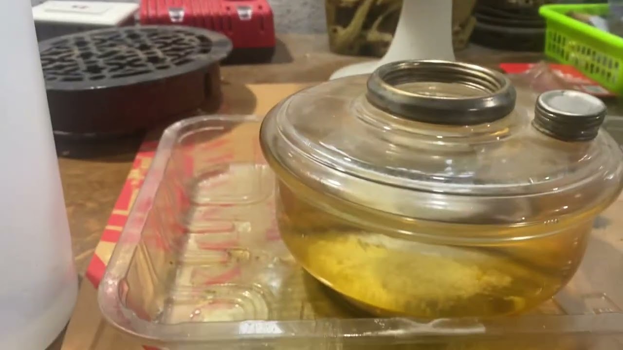 How to clean the old kerosene out of your lamp easily