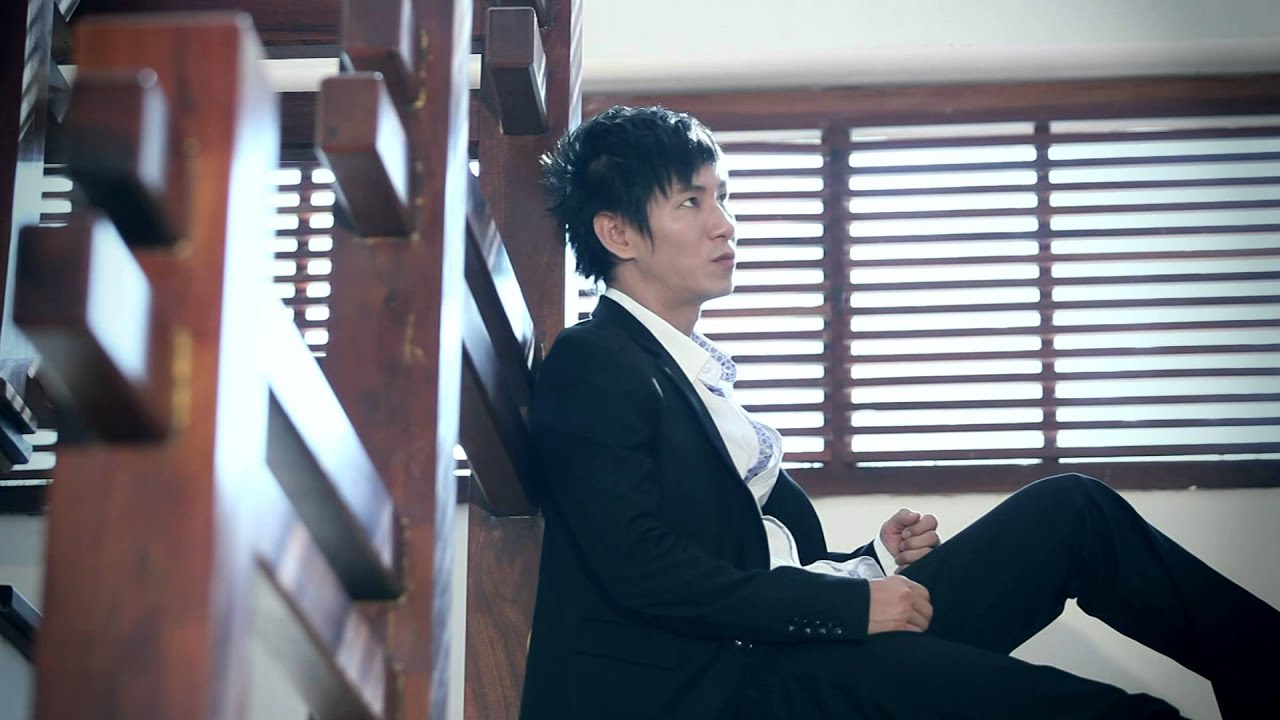 Nỗi Đau Chạm Vào TIm - Lý Hải [Official]